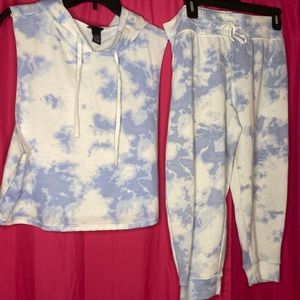Clouded crop top set